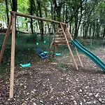 Dom wakacyjny Les Noisetiers Maison 2 - 4 Pers *