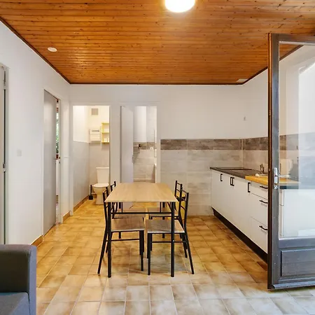 Feriehus 2. Noisetiers Option Clim-4 Pers